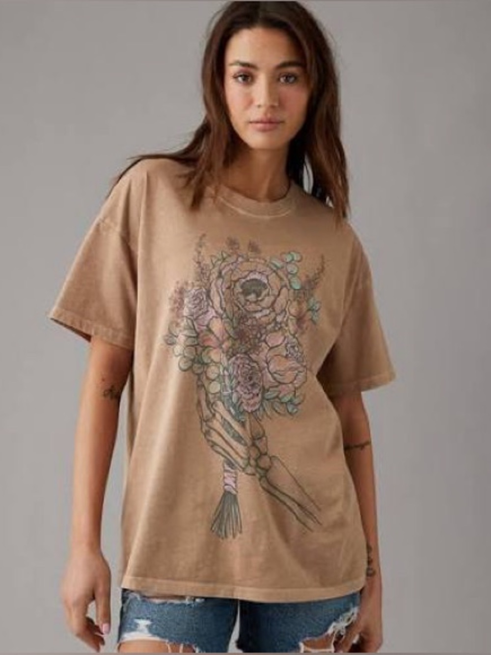 American eagle oversized fit skeleton hand/flowers graphic tee